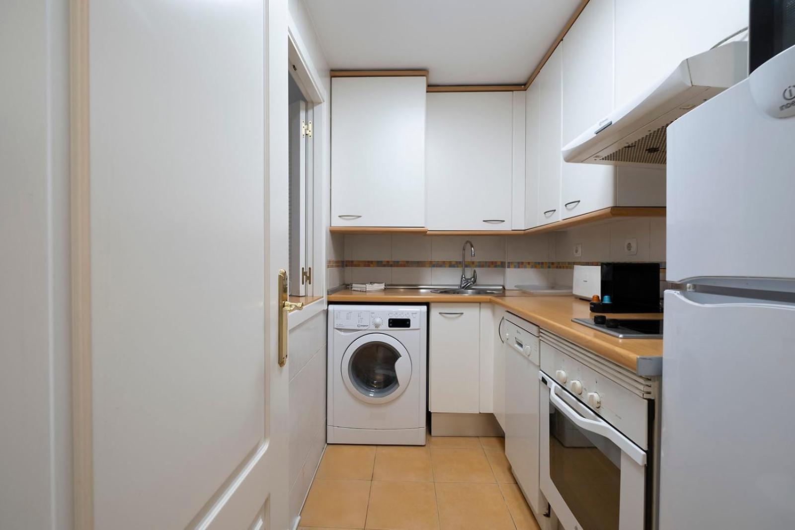 Apartamento Wanda Ifema Con Parking Y Piscina 马德里 外观 照片